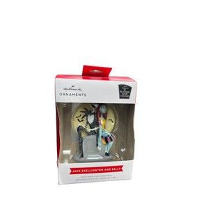 Hallmark Ornament 2022 Nightmare Before Christmas: Jack Skellington and Sally